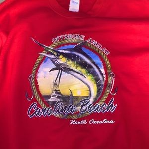Carolina Beach Crewneck, Size M, Gildan brand